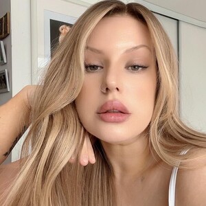 CancerGirl video